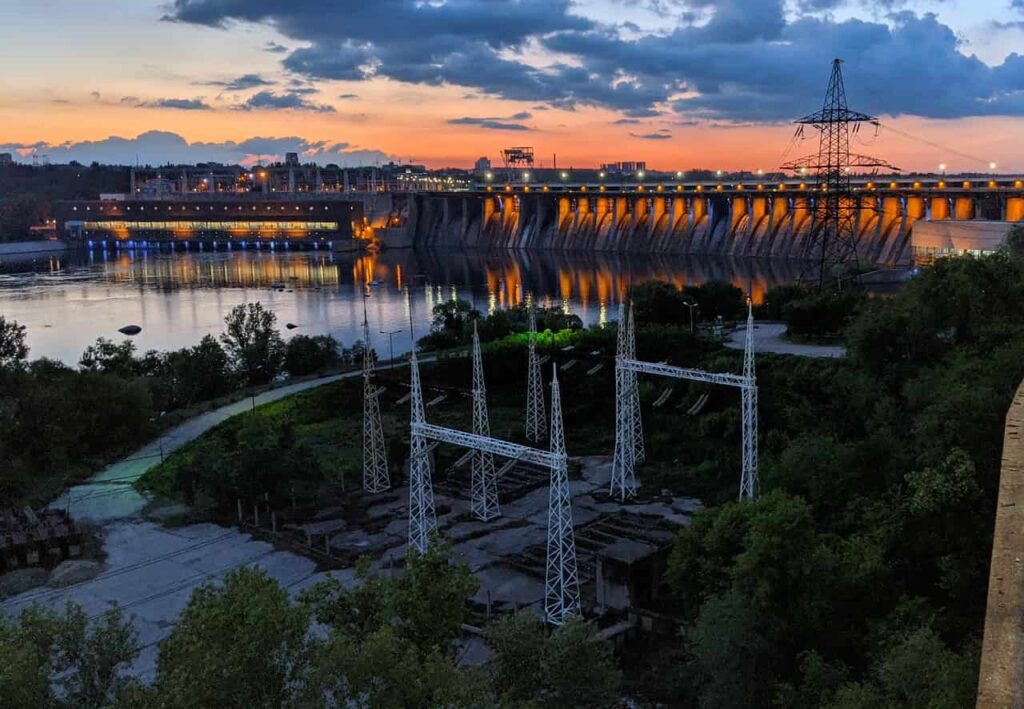 Hydroelectric Plants